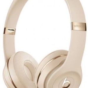 Beats solo 3 matte satin gold. Very good condition. Come with case & charger